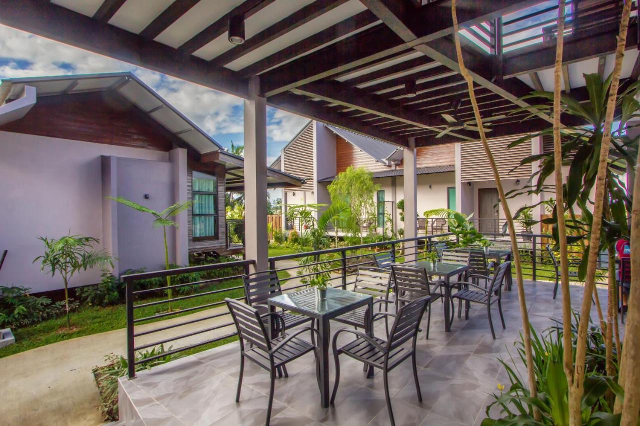 Villa Paddy Padang Mat Sirat Exterior foto